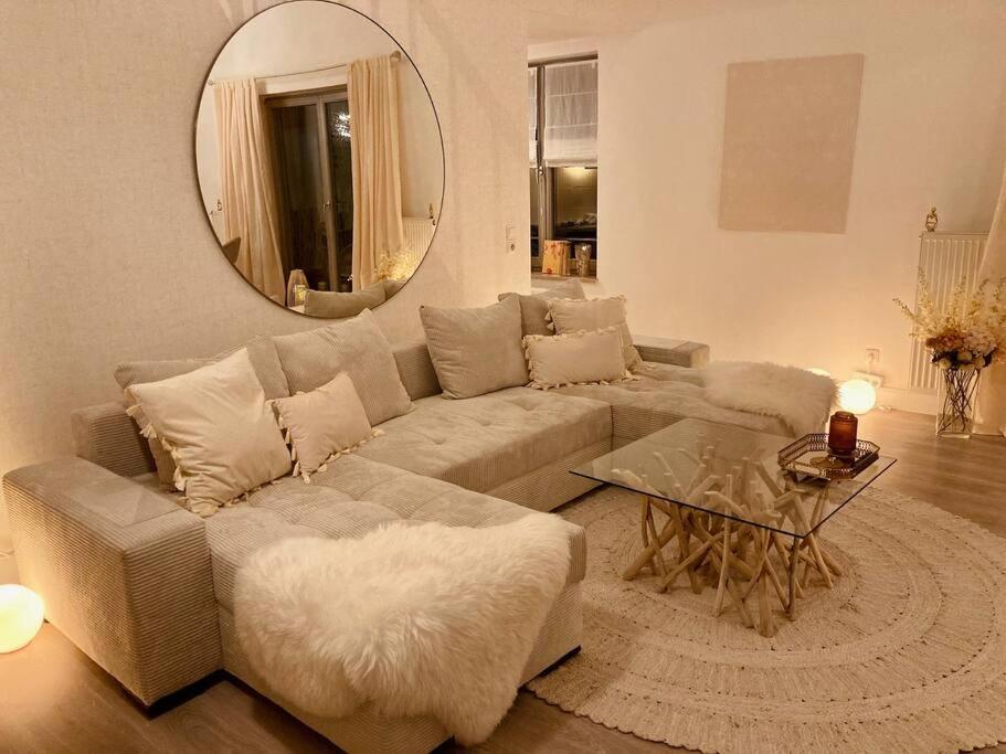 Amalfi Home - Stylish Apartment With Terrace Шёнефельд Экстерьер фото