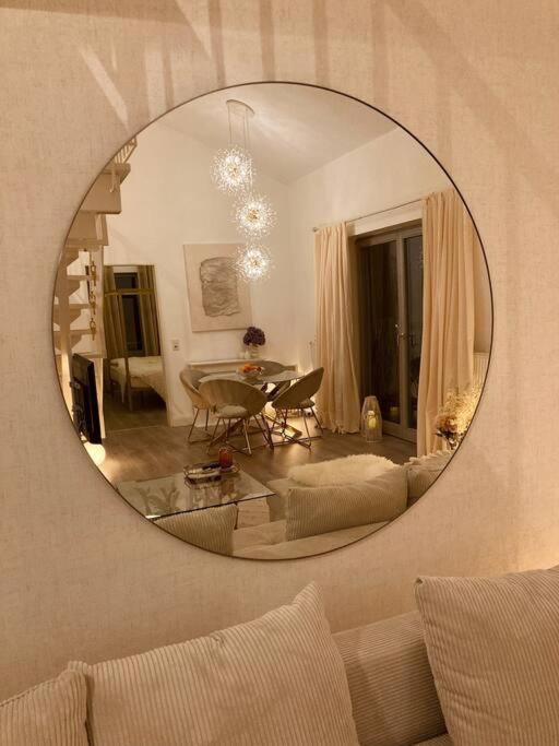 Amalfi Home - Stylish Apartment With Terrace Шёнефельд Экстерьер фото
